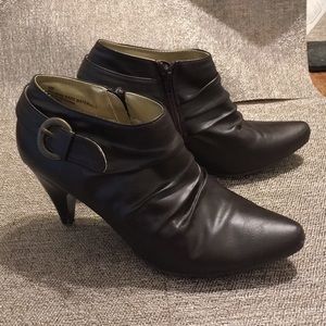 ⭐️LAST CALL- DONATING⭐️  Heeled Ankle Boots